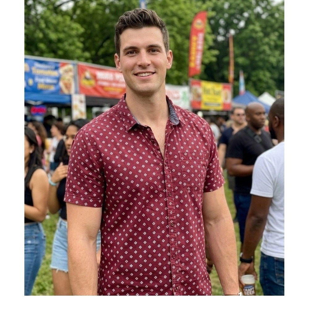 Carbon Mens XXL Longer Length Short Sleeve Henley Shirt Burgundy Geometric Print